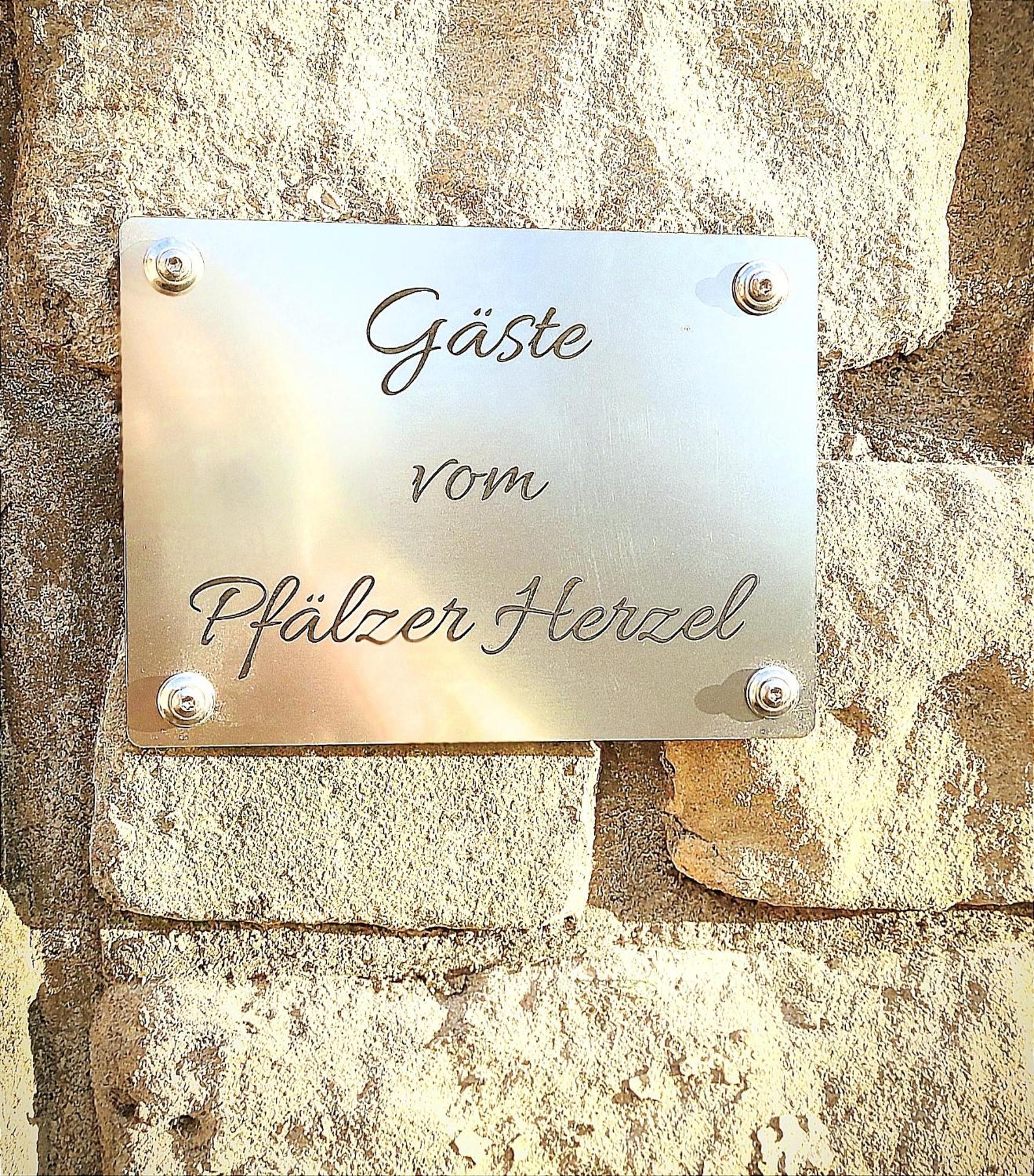 Pfaelzer Herzel Neustadt an der Weinstraße Eksteriør billede